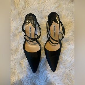 Manolo Blahnik Black Pointed Toe Heel